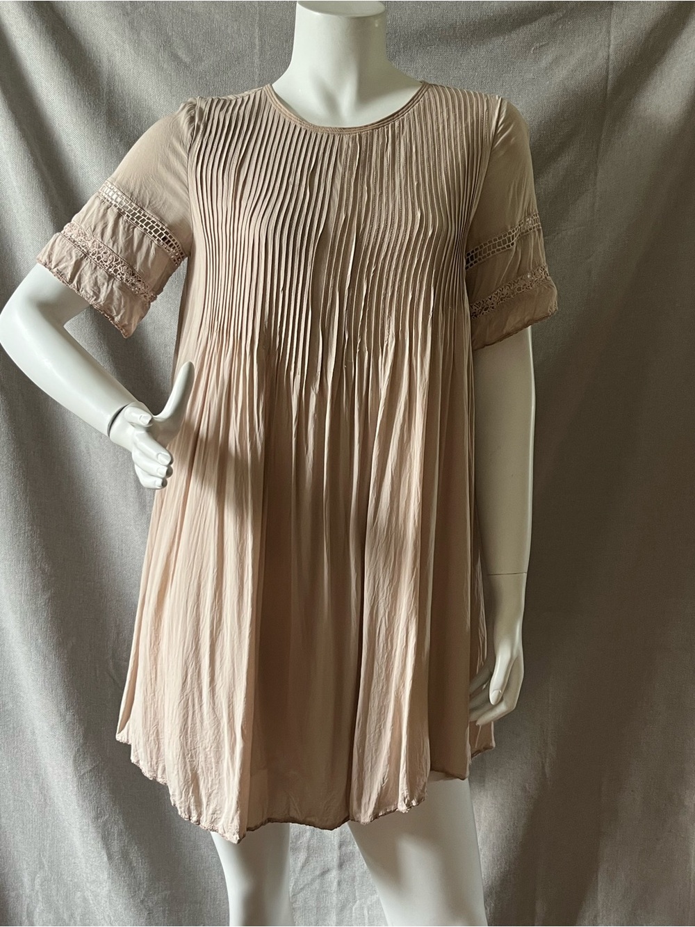 Wilfred Silk Trimmed Taupe Pleated Baby Doll Dress
